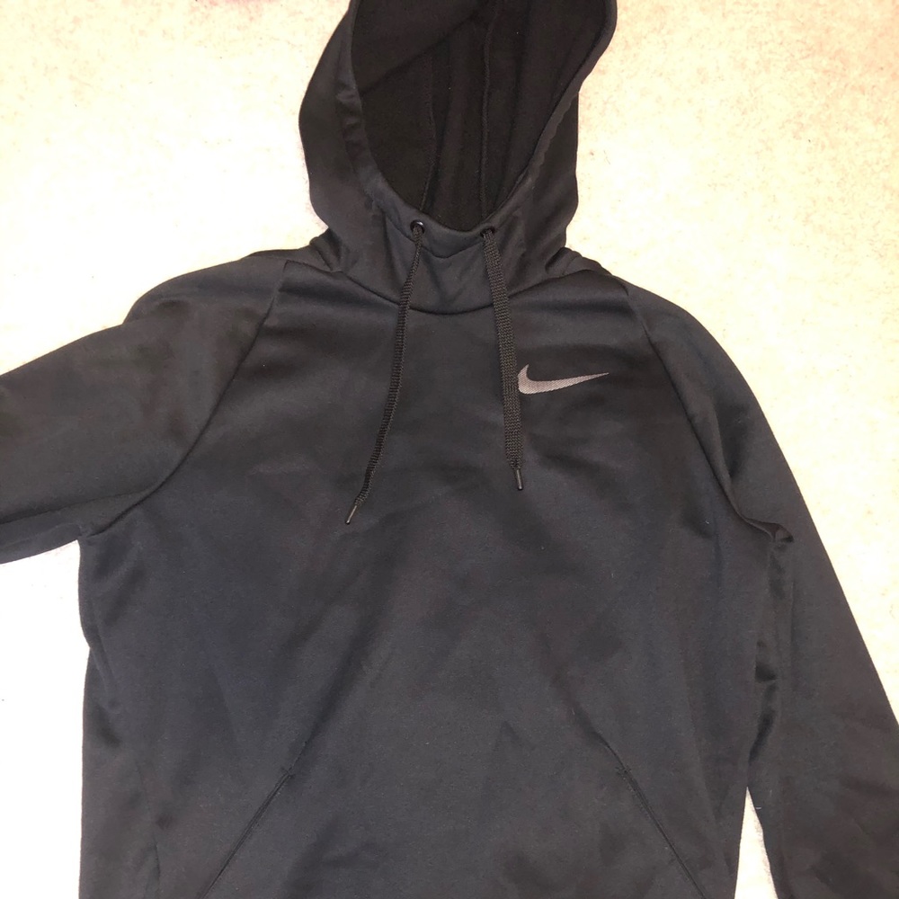 Black Nike Dri-fit Fleece Hoodie - Picture 2 of 3